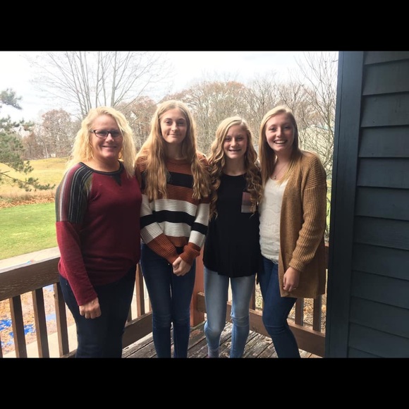 Meet your Posher, Amy - Picture 6 of 6